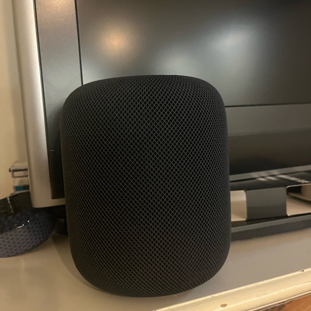 Apple HomePod Smart Speaker